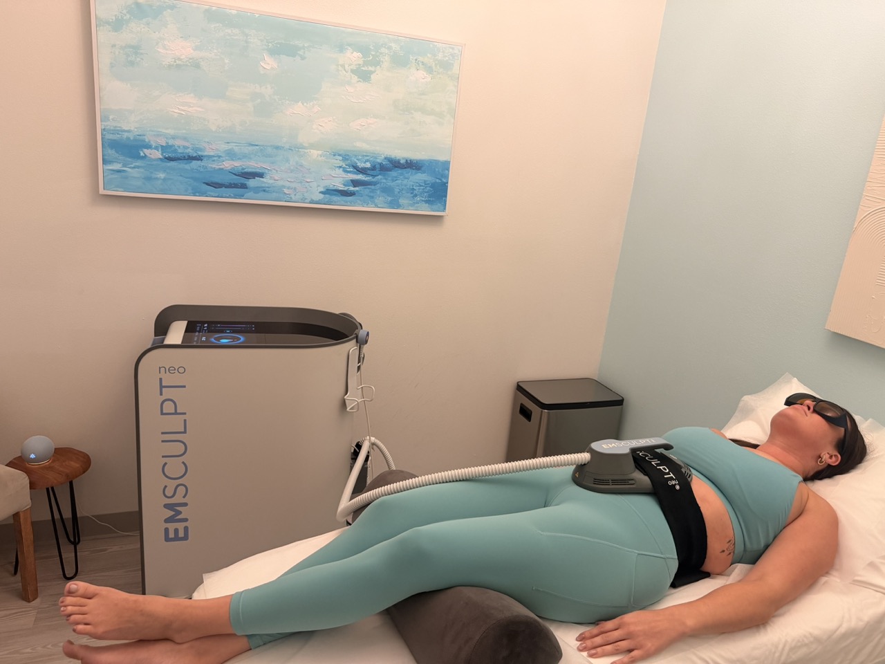 Emsculpt Neo muscle-building and body-sculpting treatment at Cryo Studio Sarasota